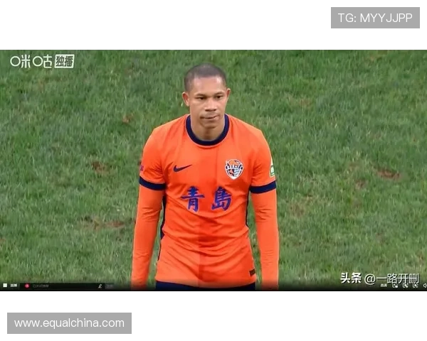 中国男足冬训开启主帅强调体能与团队配合力求新赛季全面突破